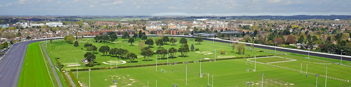 vue aérienne de l'hippodrome